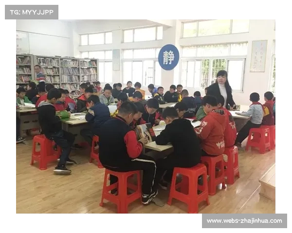 泸州名师秦晓华黑虎拳教案出版成省内武术校本课程典范推动地方武术教育发展 泸州名师秦晓华黑虎拳教案出版成省内武术校本课程典范推动地方武术教育发展
