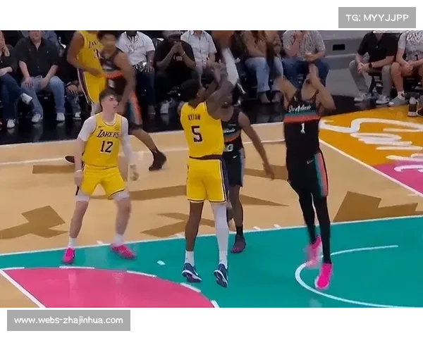 湖人91-107不敌马刺,艾顿表现低迷仅得9分6篮板 湖人91-107不敌马刺,艾顿表现低迷仅得9分6篮板